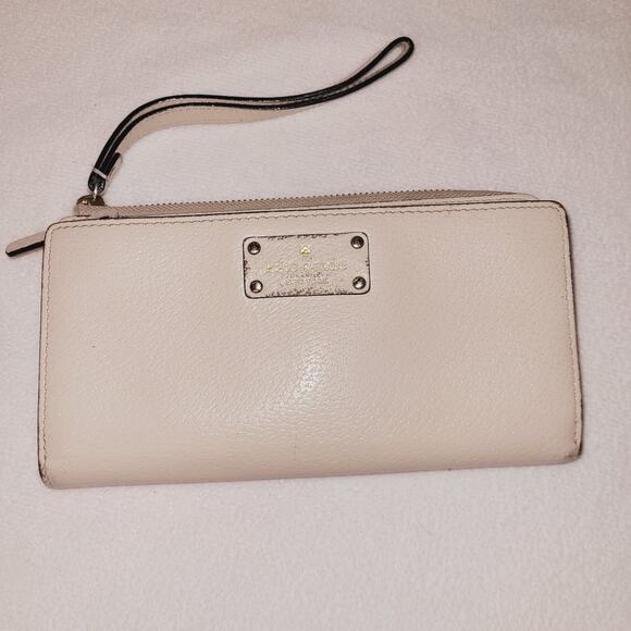 Kate Spade white leather fold over zipper wallet wristlet - Picture 1 of 9